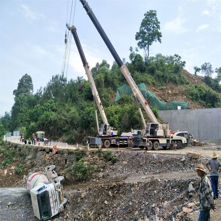 临沧临沧24小时应急道路救援吊装吊装现场实拍
